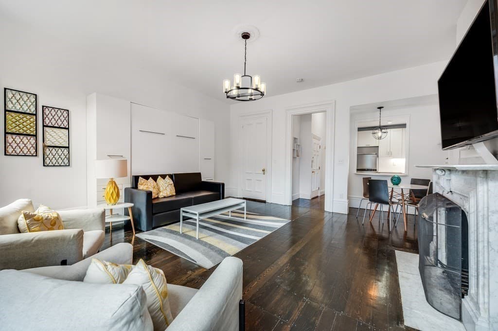 Condominium at 169 Beacon # 4, Boston MA 02116, photo 4 of 20