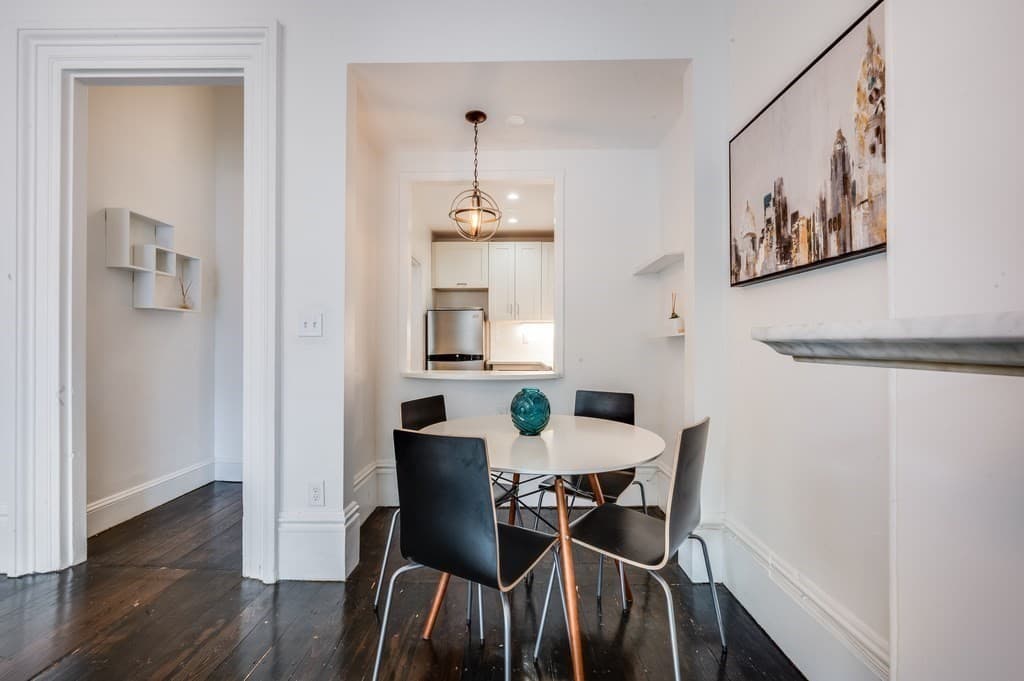 Condominium at 169 Beacon # 4, Boston MA 02116, photo 8 of 20