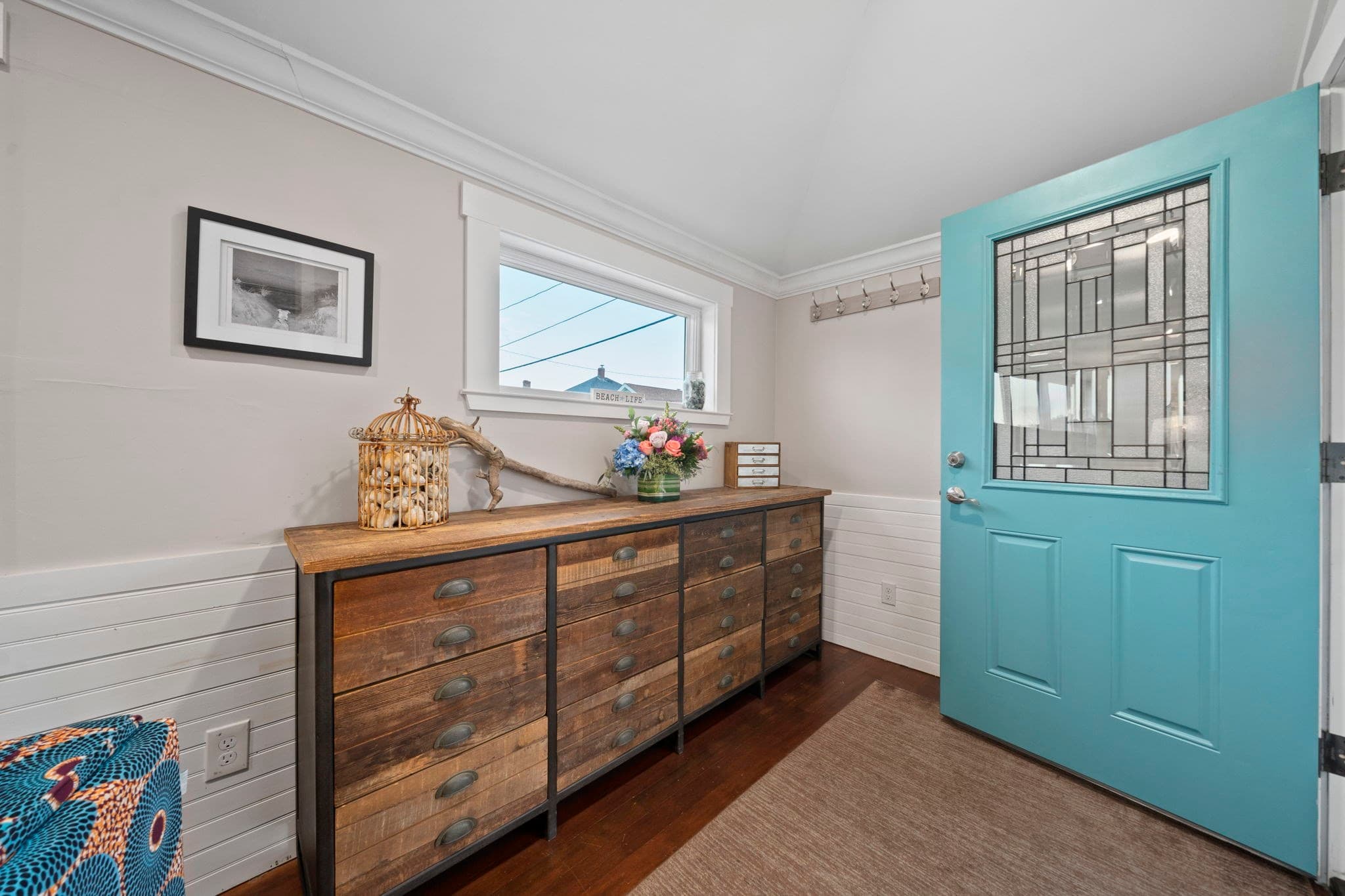 Single Family Residence at 3 Lincoln St, Hull MA 02045, Hull, photo 5 of 42