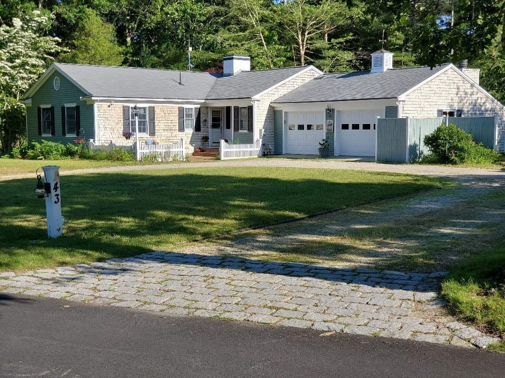 43 Poponessett Rd, Barnstable MA 02635