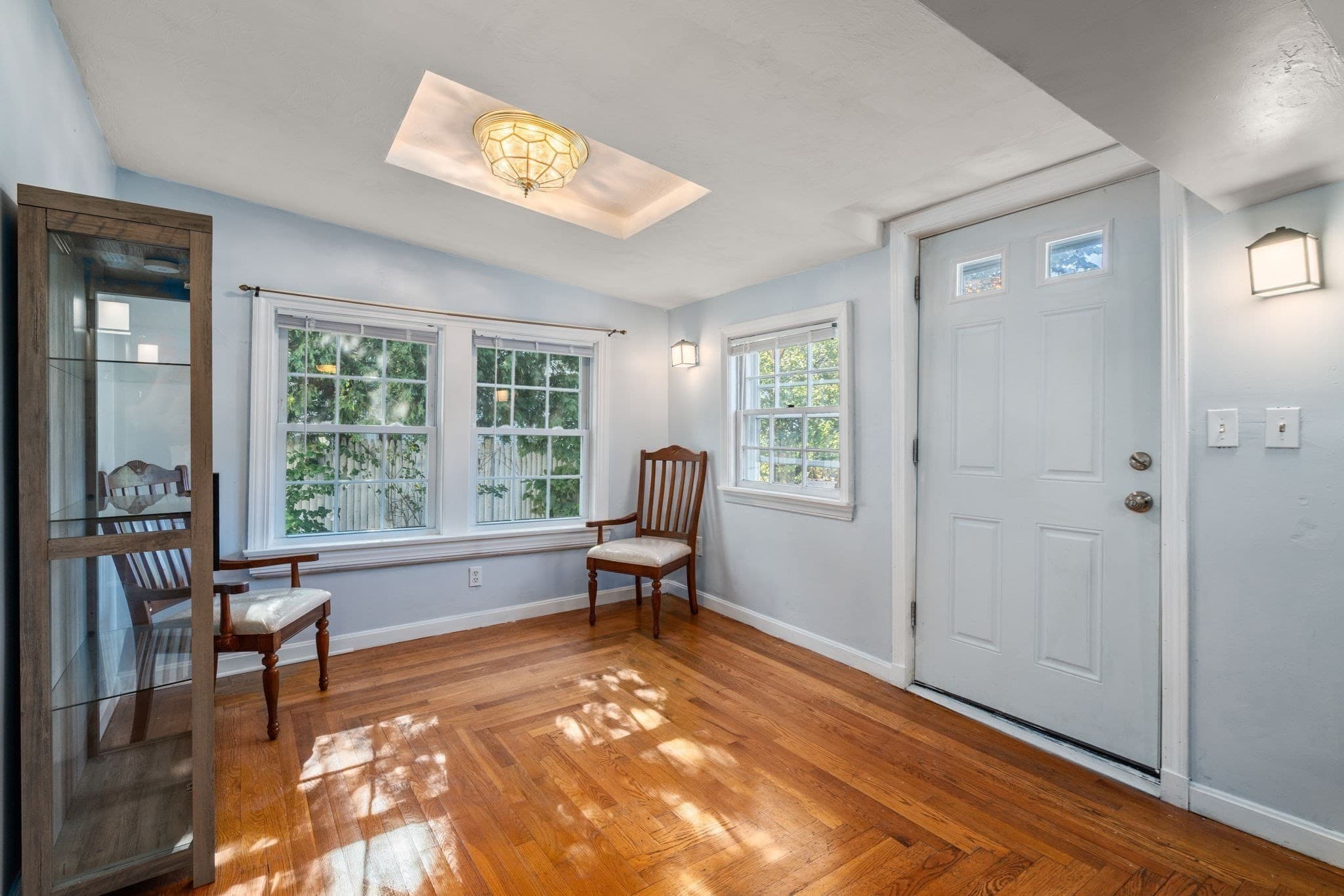Single Family Residence at 33 Plant Rd, Waltham MA 02451, photo 20 of 41