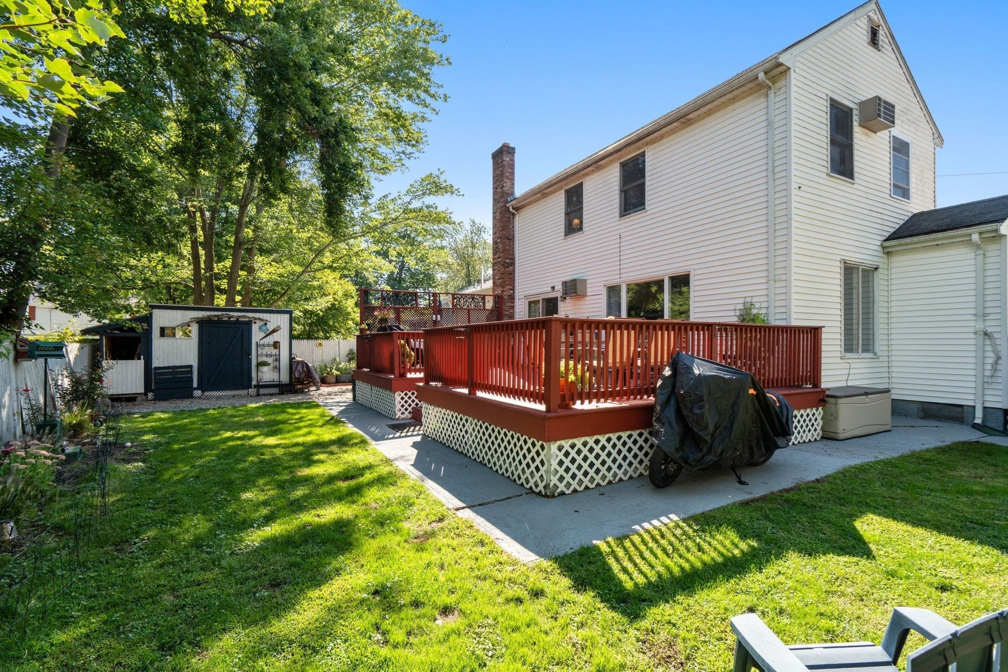 Single Family Residence at 33 Plant Rd, Waltham MA 02451, photo 33 of 41
