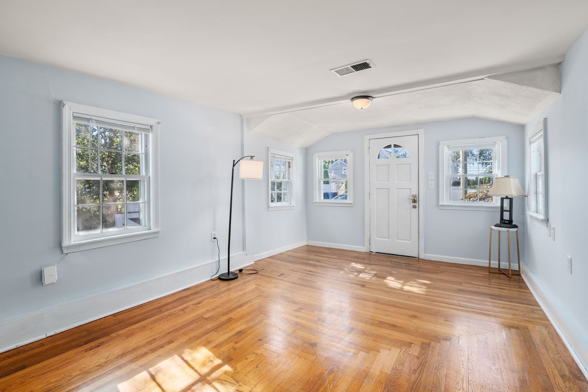 Single Family Residence at 33 Plant Rd, Waltham MA 02451, photo 18 of 41