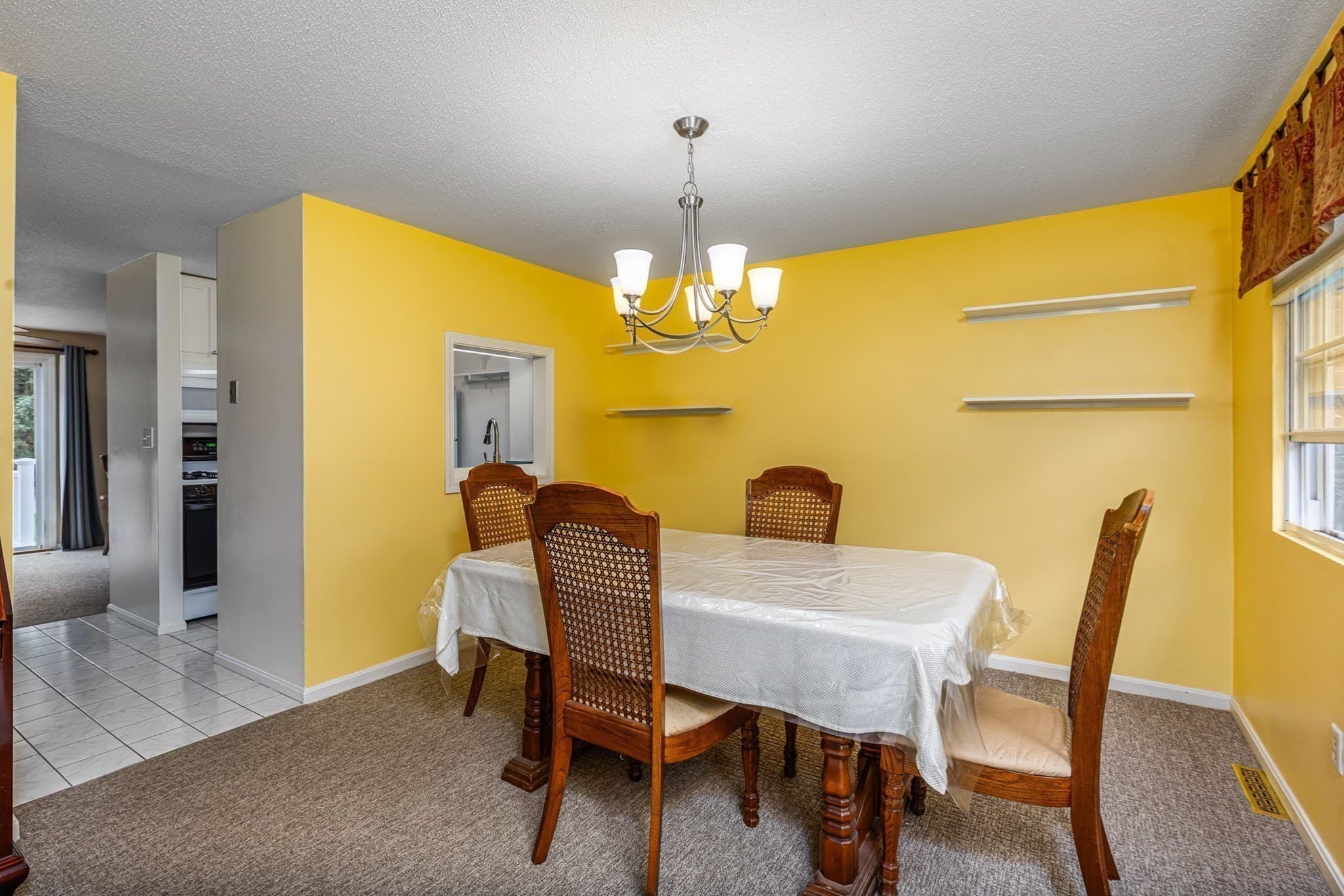 Condominium at 535 Haverhill St. # 8, Rowley MA 01969, photo 5 of 22