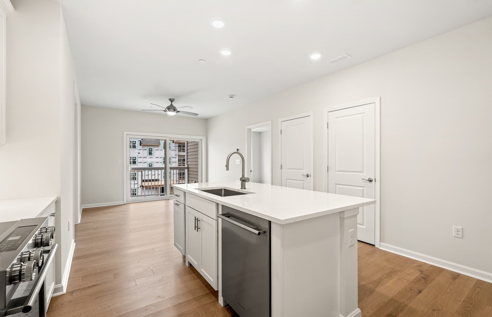 Condominium at 5305 Peters Farm Way # 7305, Westborough MA 01581, Westborough, photo 3 of 27