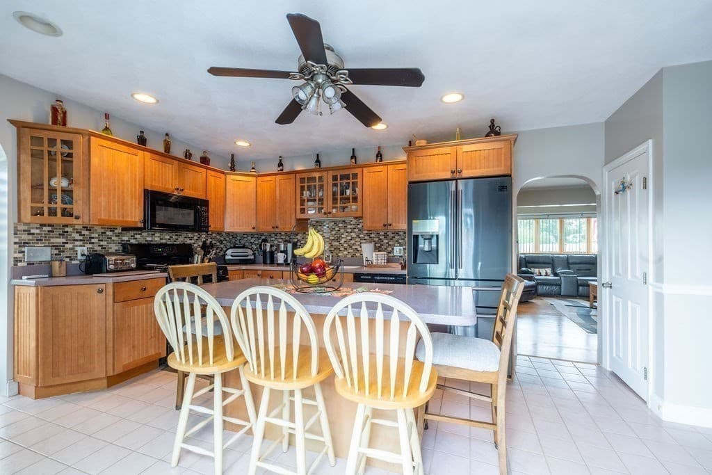 Single Family Residence at 22 Harwood Street, North Andover MA 01845, North Andover, photo 15 of 37