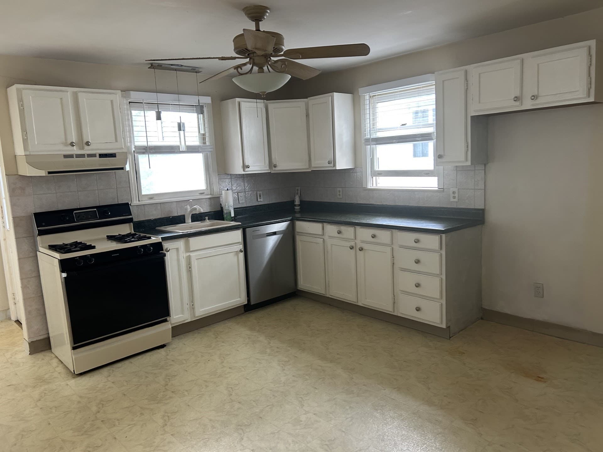 Single Family Residence at 331 Vane Street, Revere MA 02151, Revere, photo 2 of 17