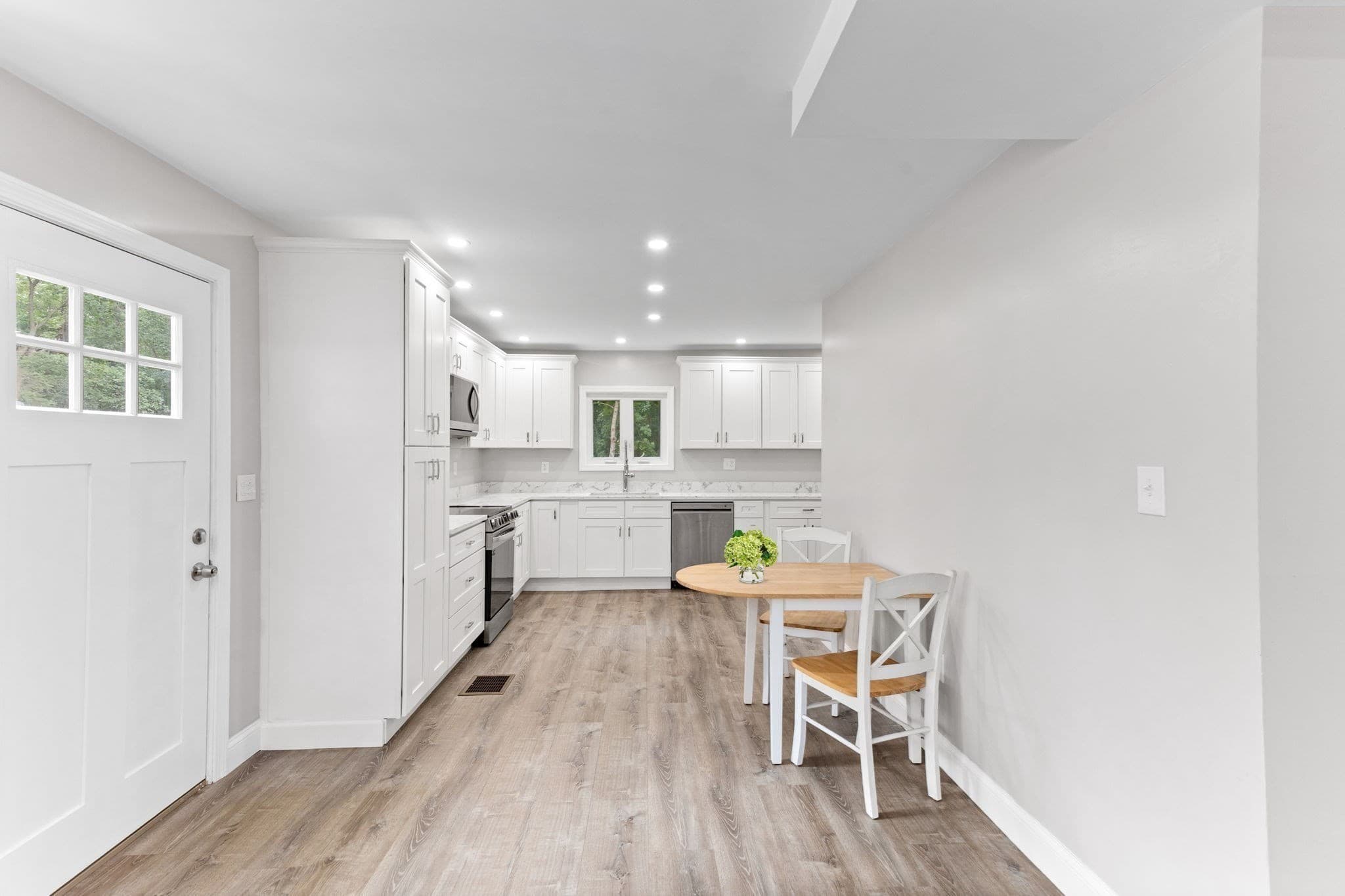 Single Family Residence at 188 Page St, Avon MA 02322, Avon, photo 12 of 37