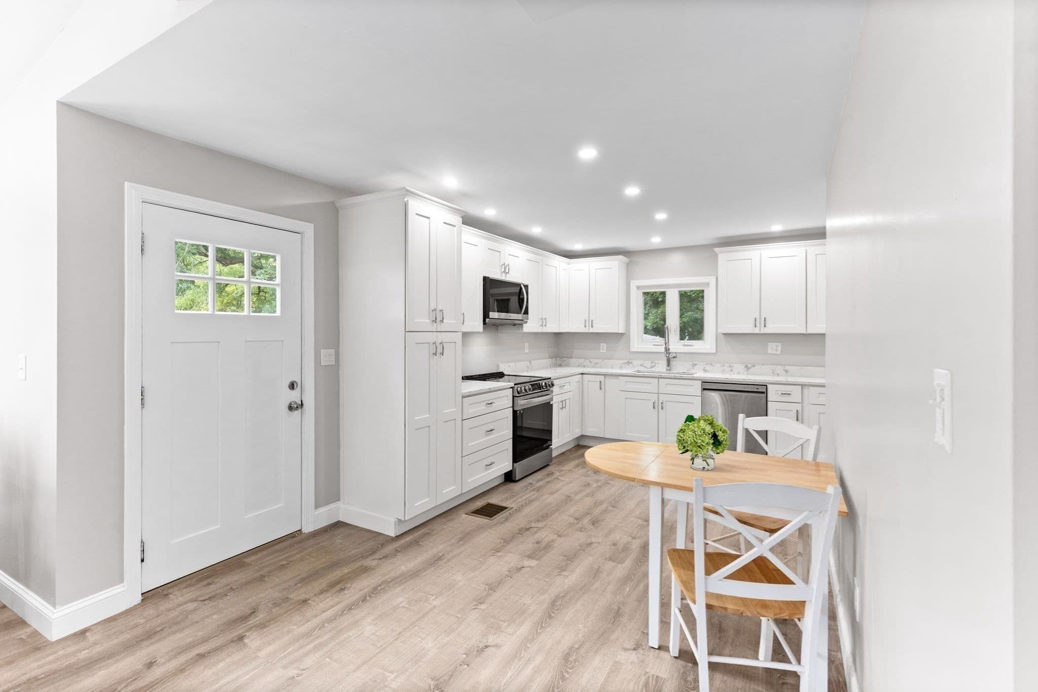 Single Family Residence at 188 Page St, Avon MA 02322, Avon, photo 9 of 37