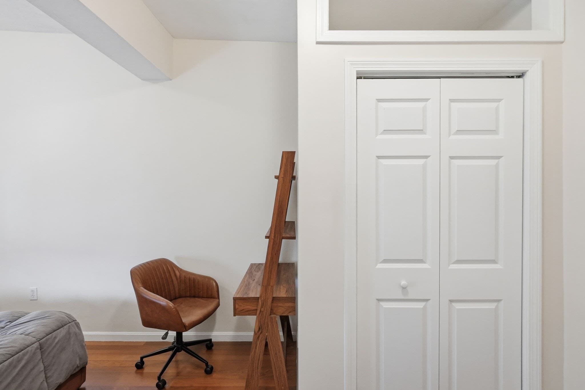 Condominium at 841 Saratoga St, Boston MA 02128, Boston, photo 16 of 27
