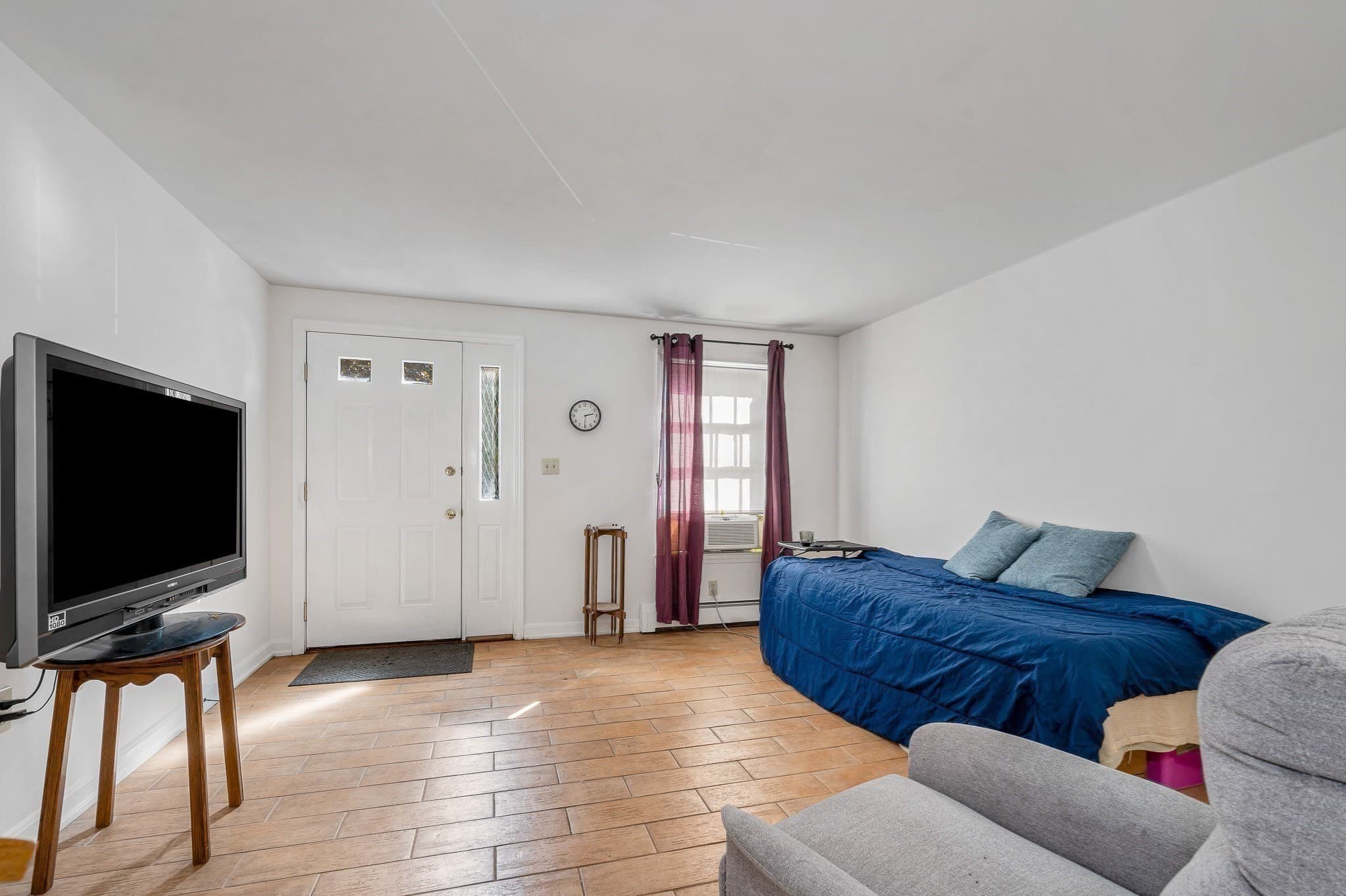 Condominium at 74 Roper St # F, Lowell MA 01852, photo 8 of 23