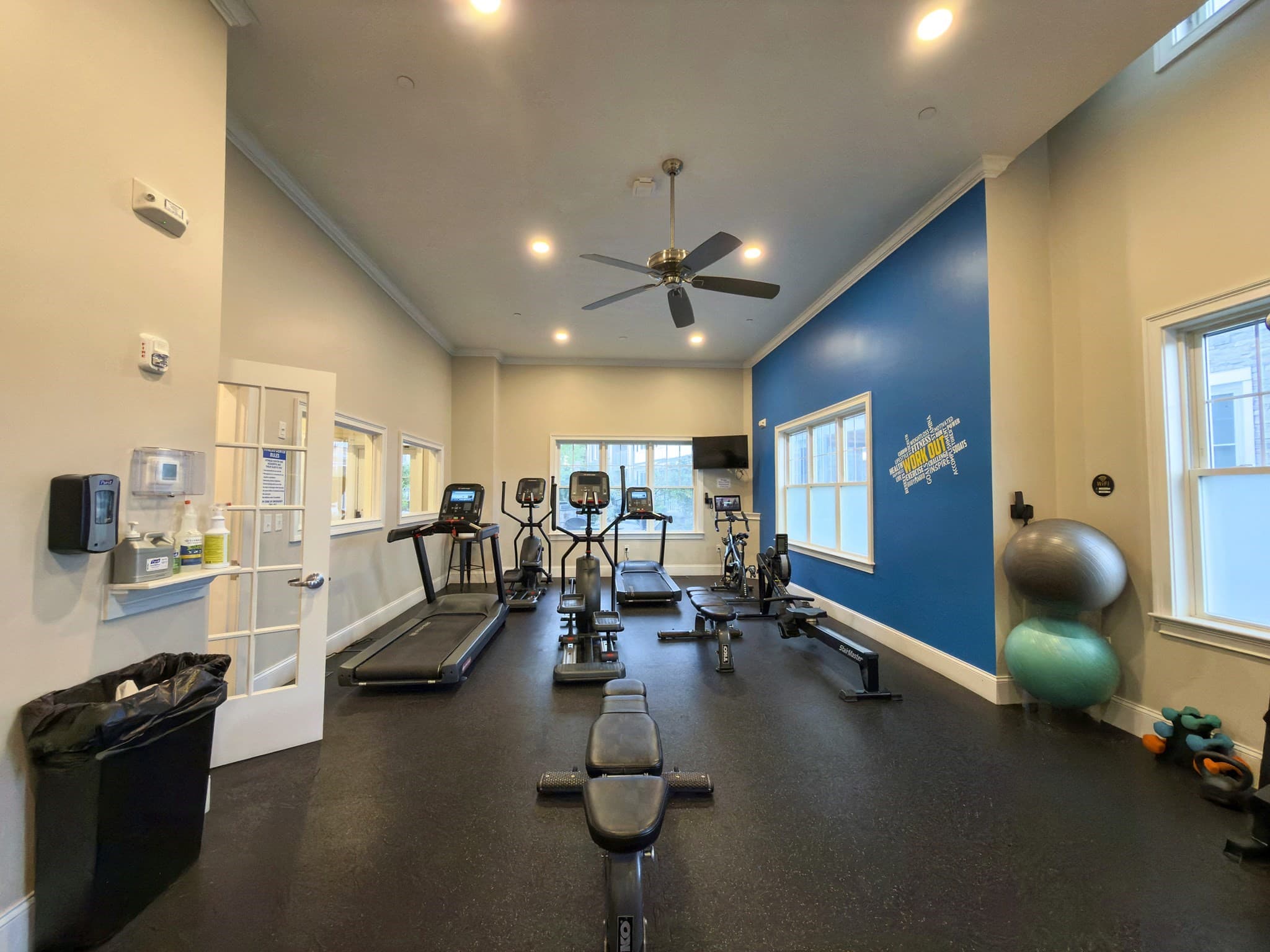 Condominium at 320 Middlesex Ave # A402, Medford MA 02155, Medford, photo 30 of 39