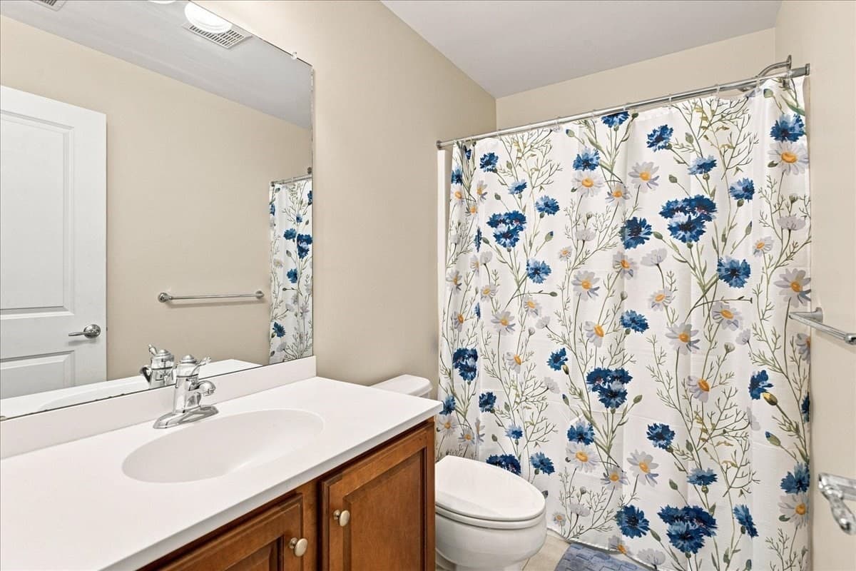 Condominium at 40 Stonebridge Dr # 40, Hanson MA 02341, Hanson, photo 23 of 37