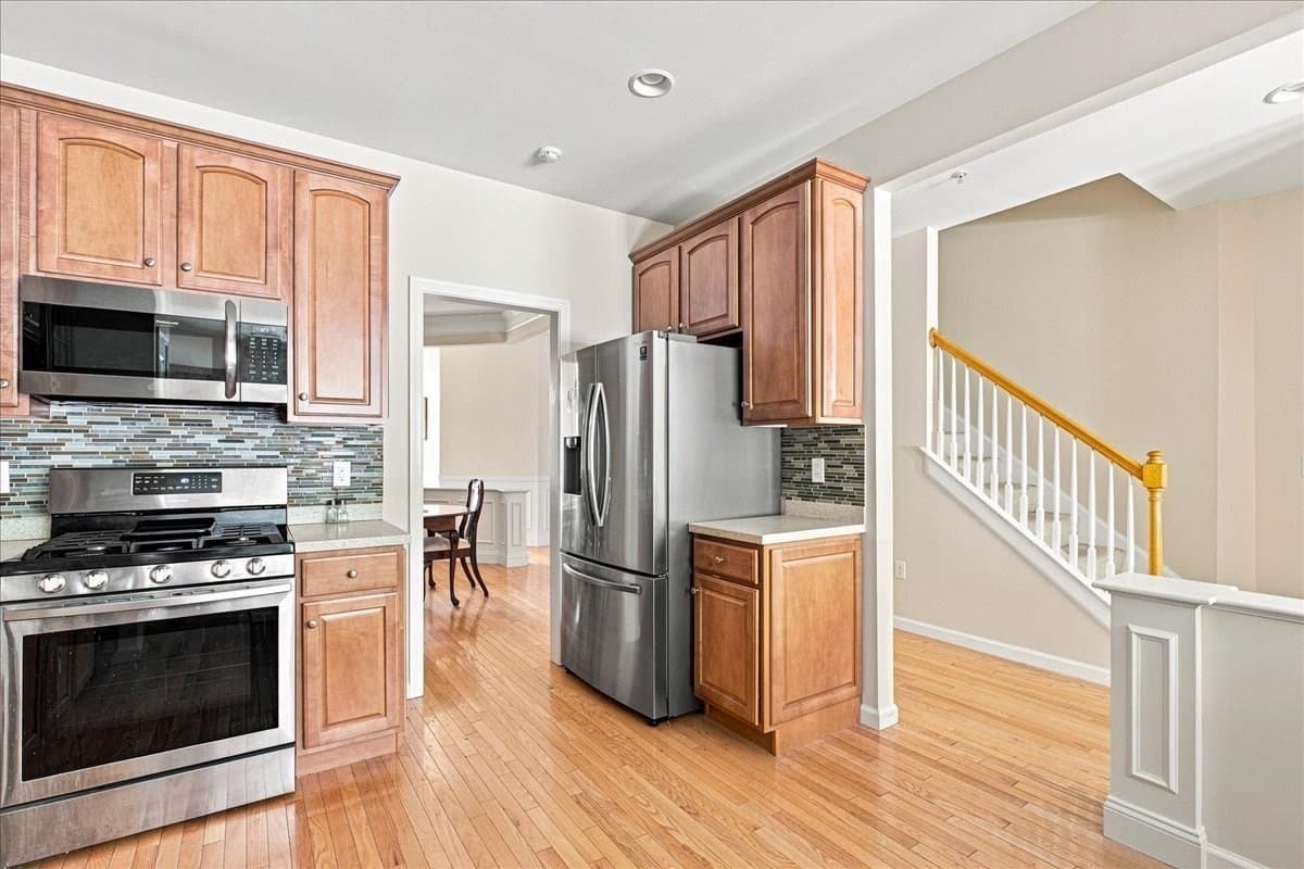 Condominium at 40 Stonebridge Dr # 40, Hanson MA 02341, Hanson, photo 7 of 37