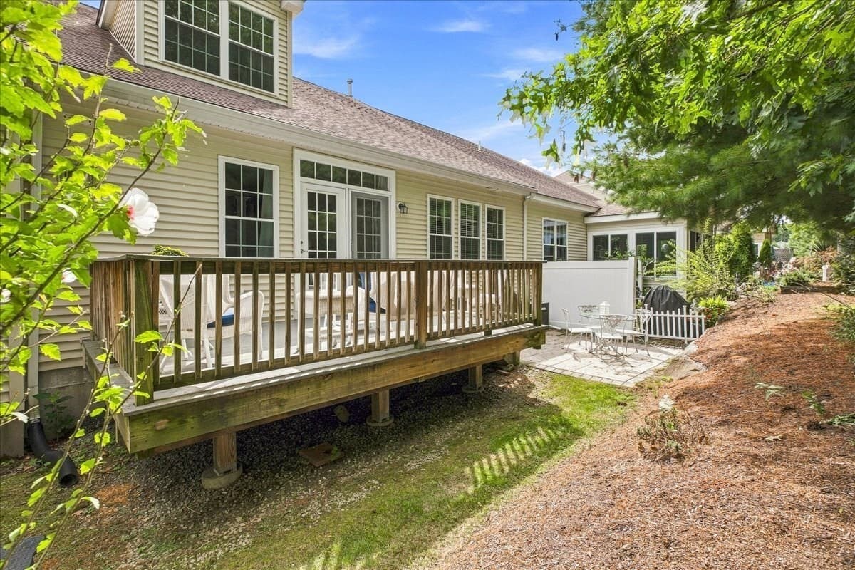 Condominium at 40 Stonebridge Dr # 40, Hanson MA 02341, Hanson, photo 32 of 37