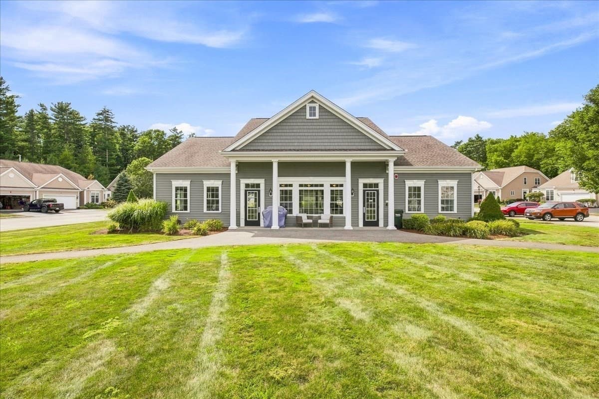 Condominium at 40 Stonebridge Dr # 40, Hanson MA 02341, Hanson, photo 33 of 37