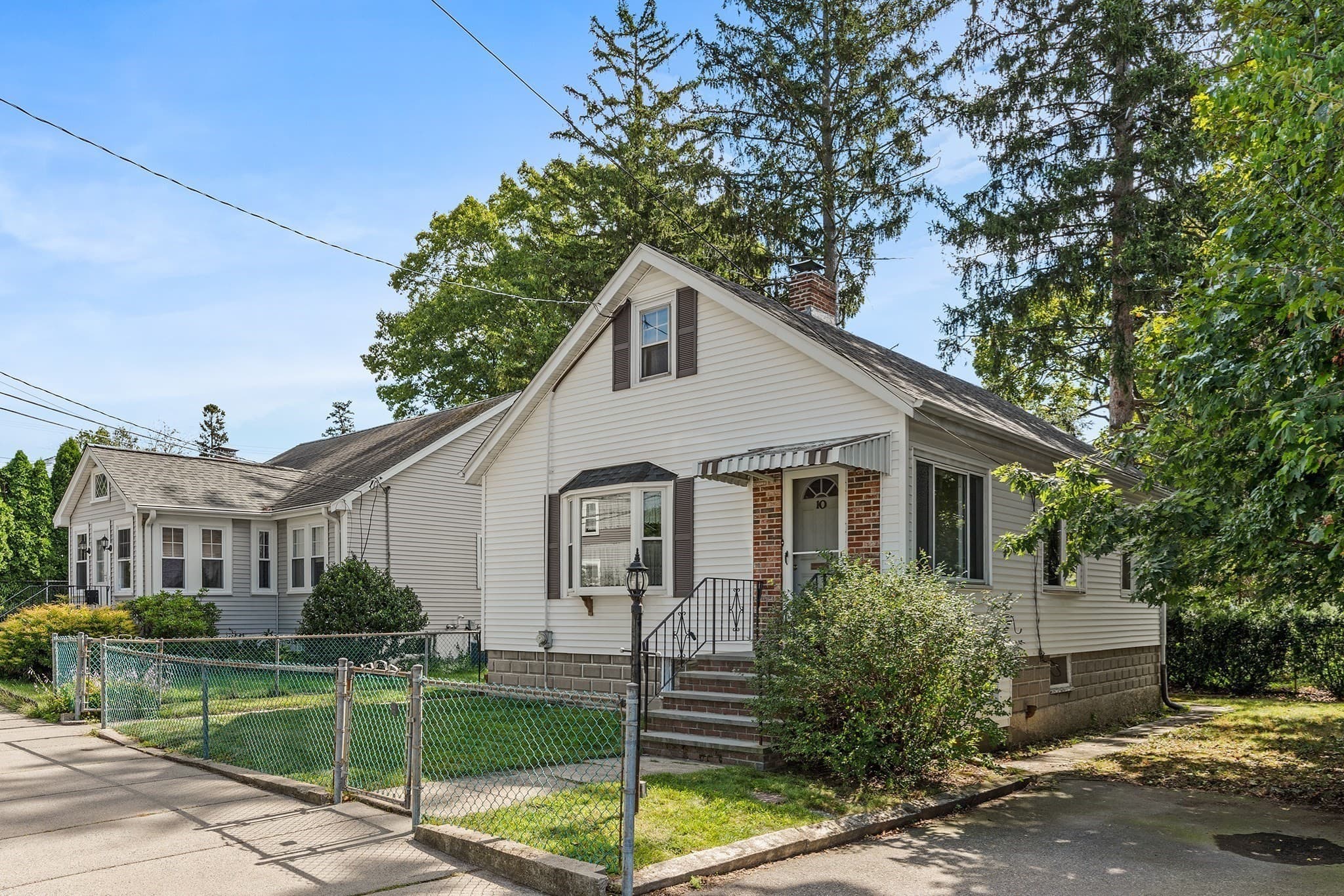 Single Family Residence at 10 Joyce Kilmer Rd, Boston MA 02132, photo 2 of 36