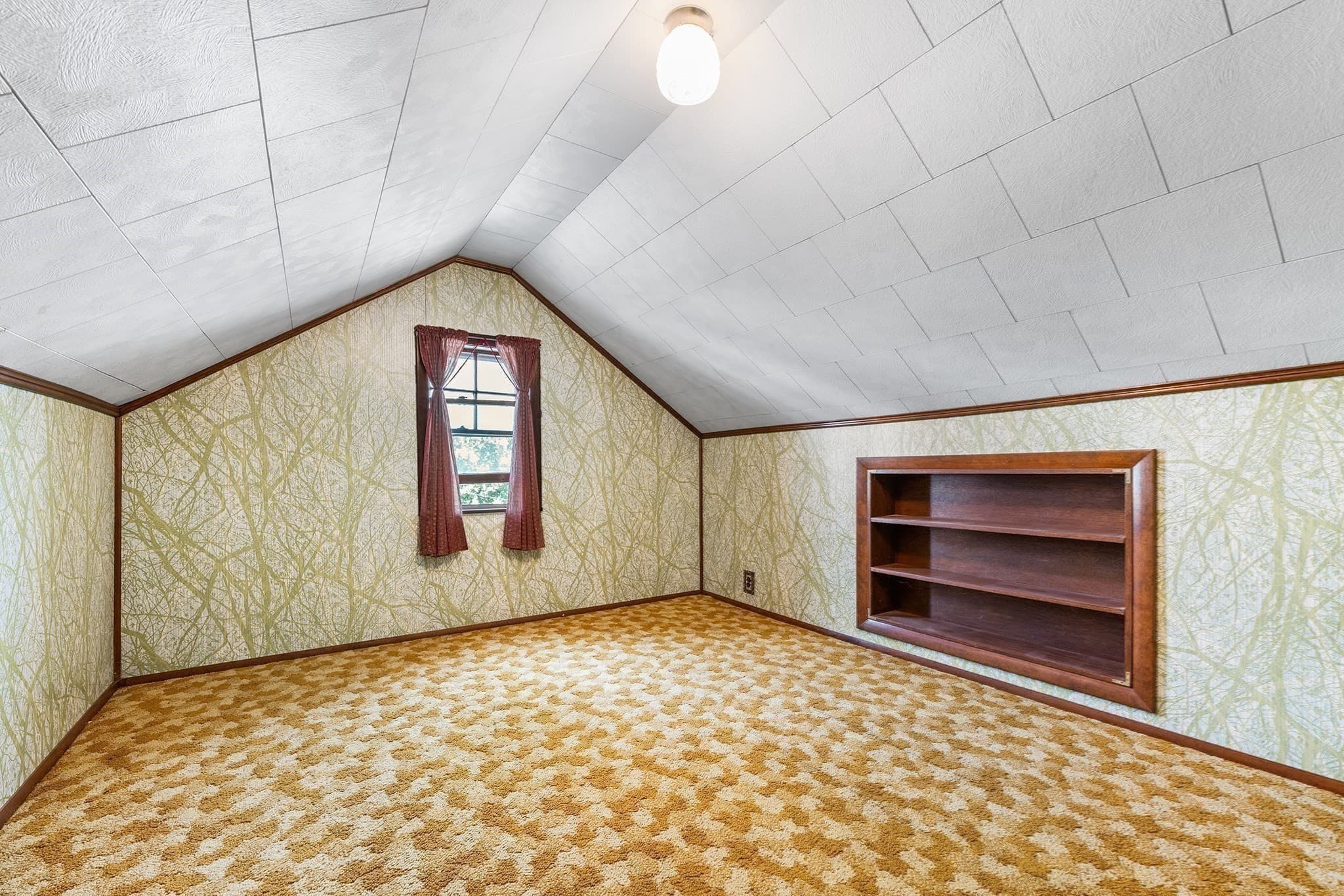 Single Family Residence at 10 Joyce Kilmer Rd, Boston MA 02132, photo 24 of 36