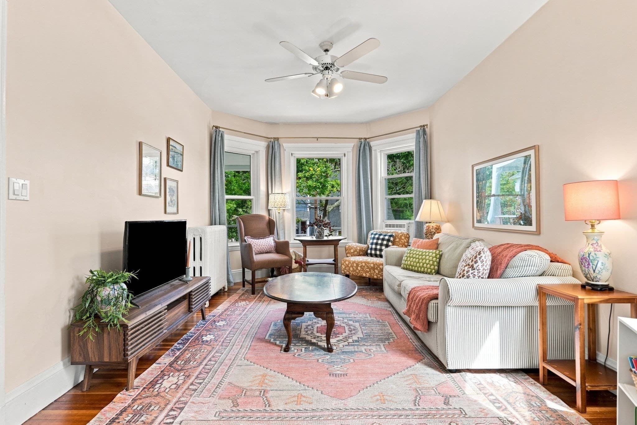 Condominium at 111 Locust St # 2, Winthrop MA 02152, Winthrop, photo 6 of 19