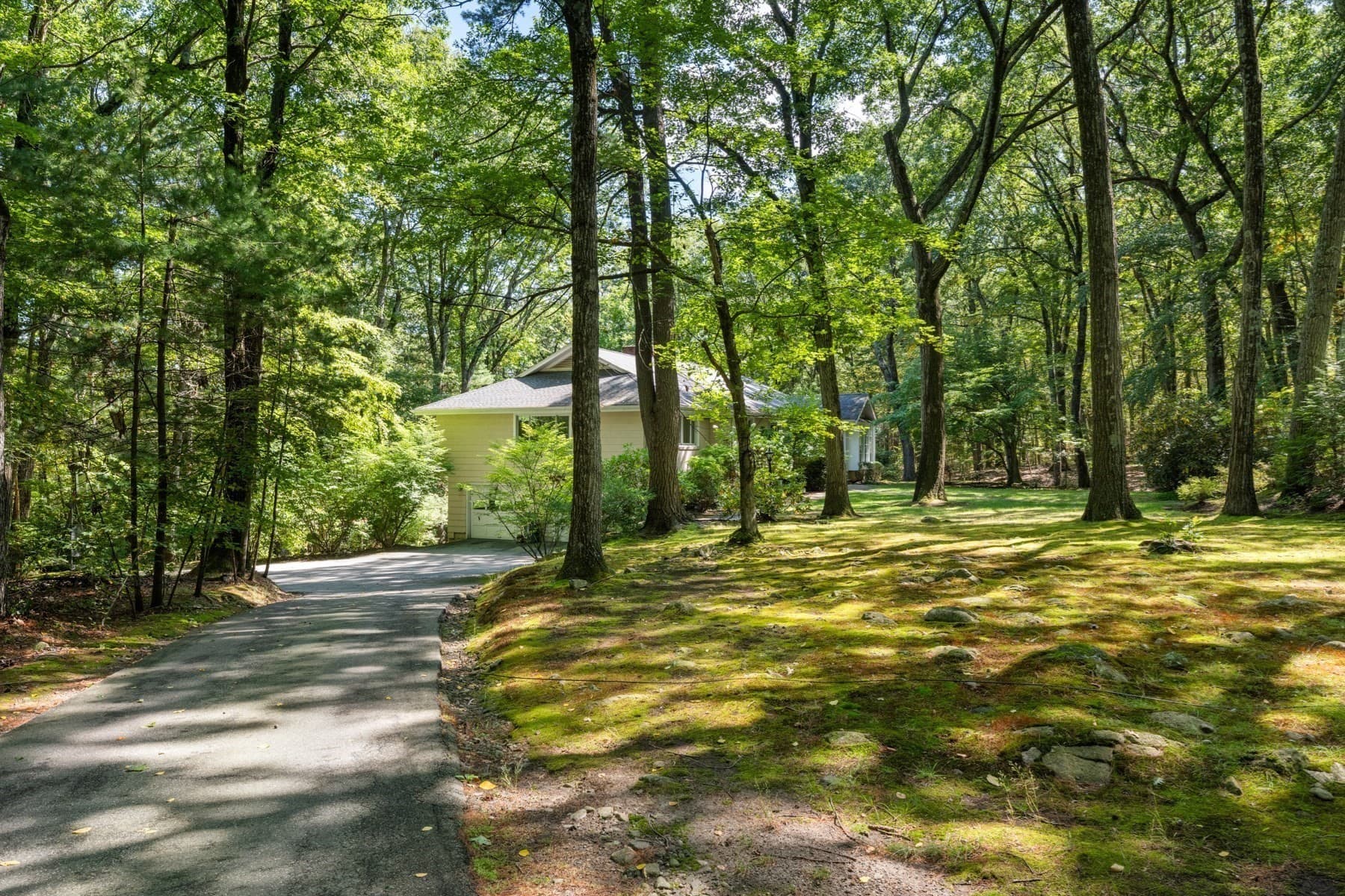 Single Family Residence at 80 Doublet Hill Rd, Weston MA 02493, Weston, photo 23 of 27