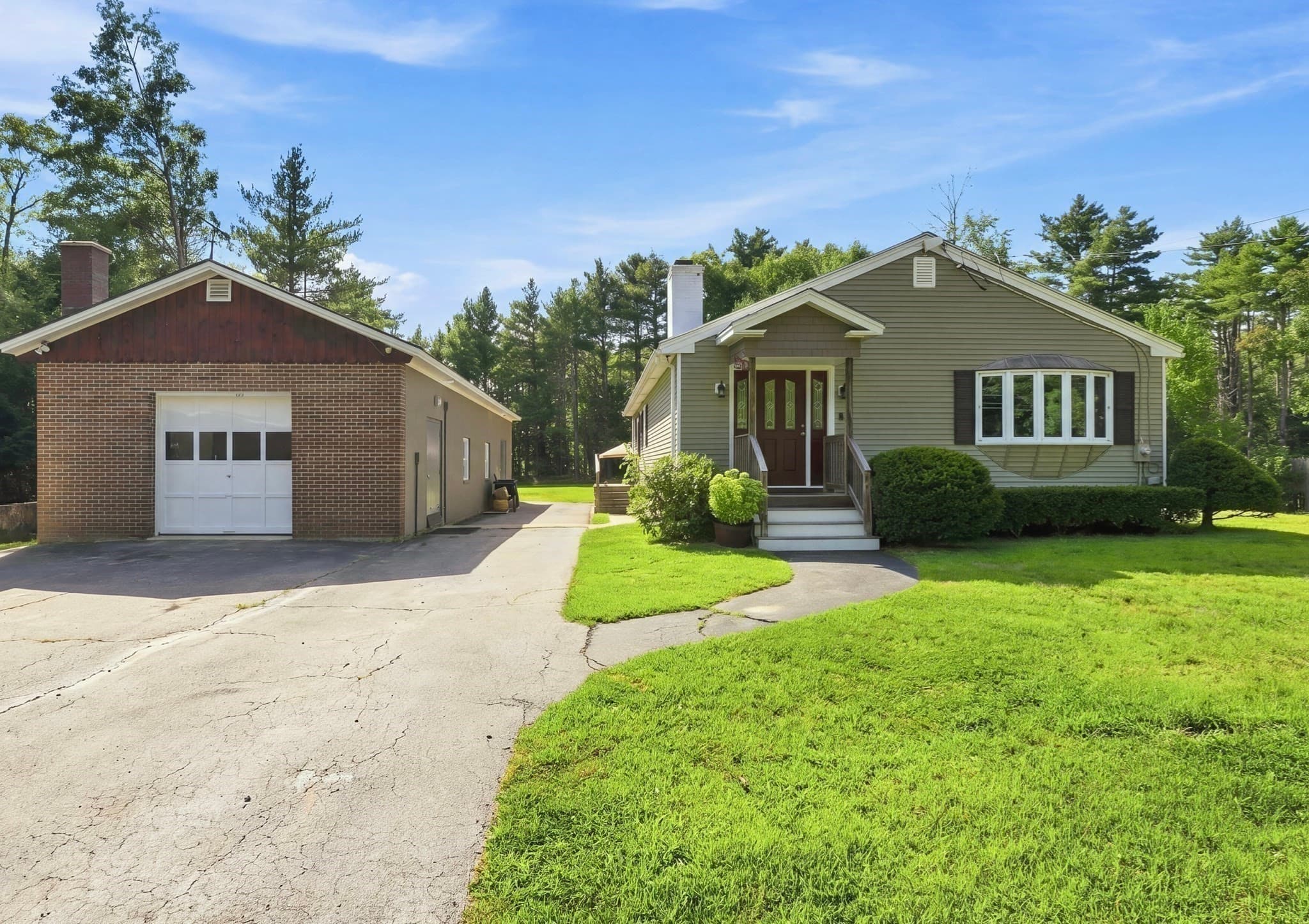 Single Family Residence at 125 Baldwinville State Rd, Winchendon MA 01475, Winchendon, photo 2 of 41