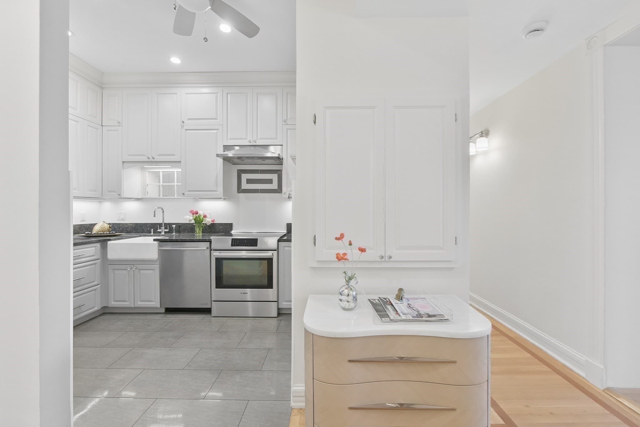 Condominium at 160 Commonwealth Avenue # 414, Boston MA 02116, photo 11 of 25