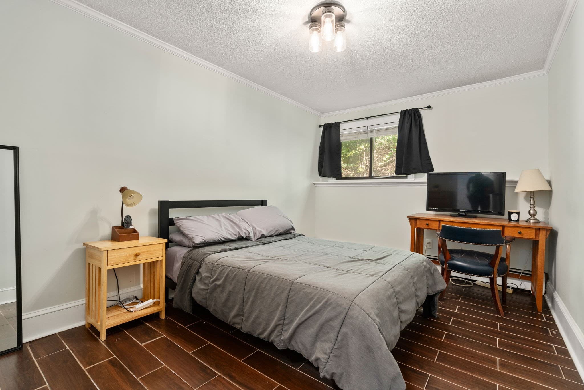 Condominium at 645 W Lowell Ave # 4, Haverhill MA 01832, Haverhill, photo 10 of 16