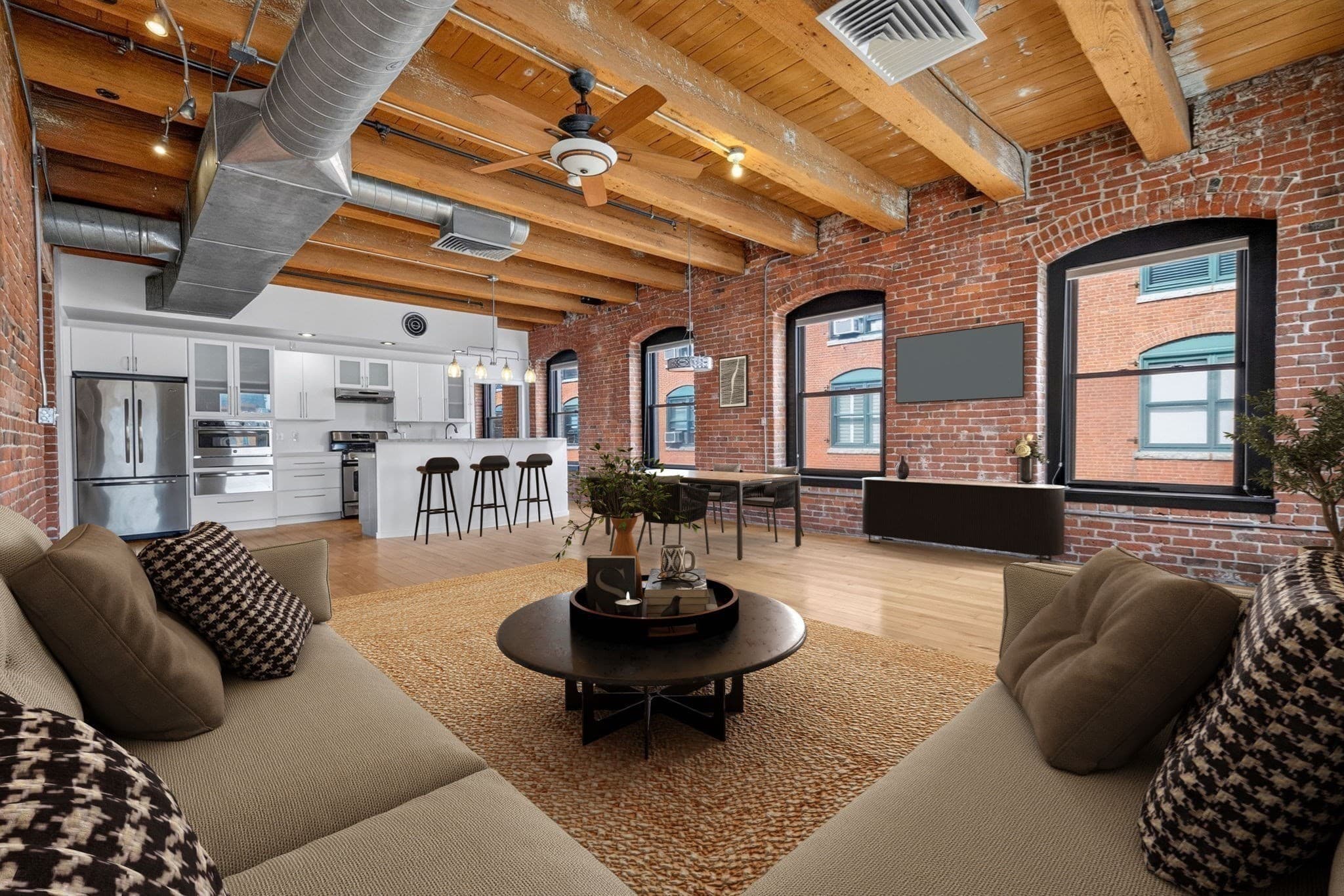 Condominium at 21 Wormwood St # 515, Boston MA 02210, photo 2 of 15