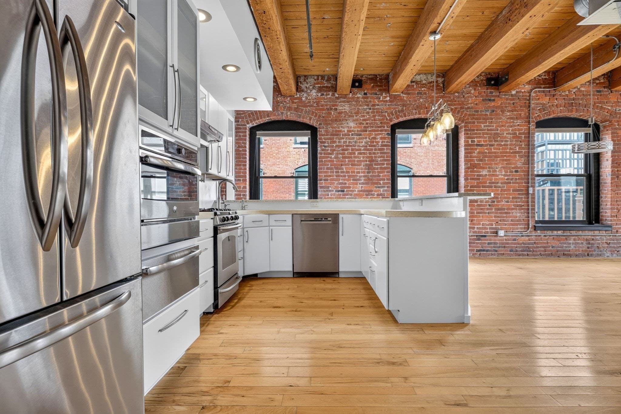 Condominium at 21 Wormwood St # 515, Boston MA 02210, photo 4 of 15