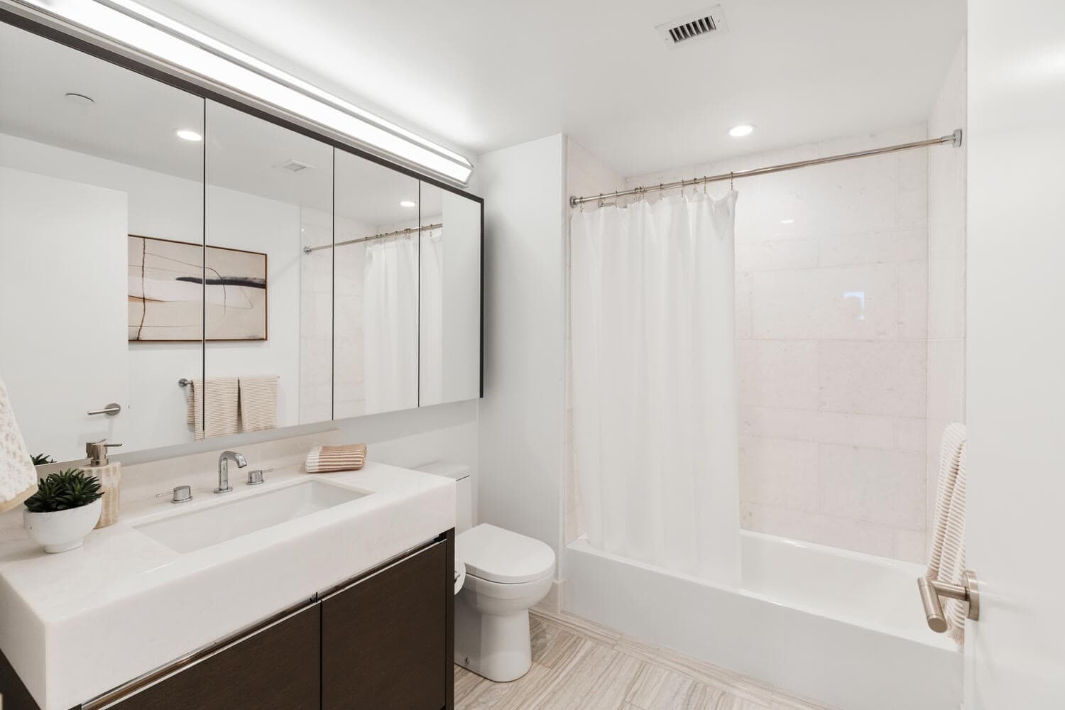 Condominium at 100 Lovejoy Wharf # H, Boston MA 02114, photo 14 of 28