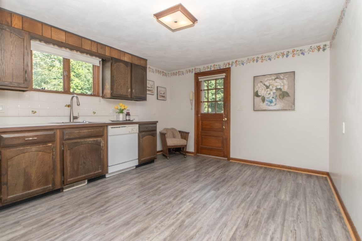 Single Family Residence at 15 Marrett Rd, Burlington MA 01803, Burlington, photo 13 of 34