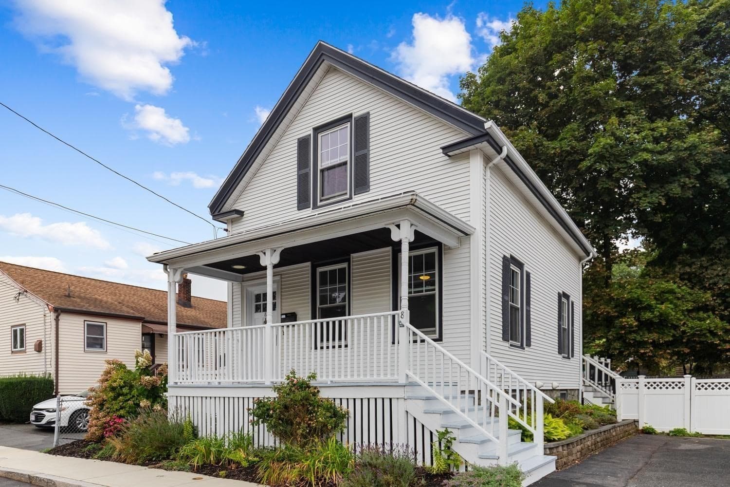 Single Family Residence at 8 Cliff St, Malden MA 02148, Malden, photo 2 of 36