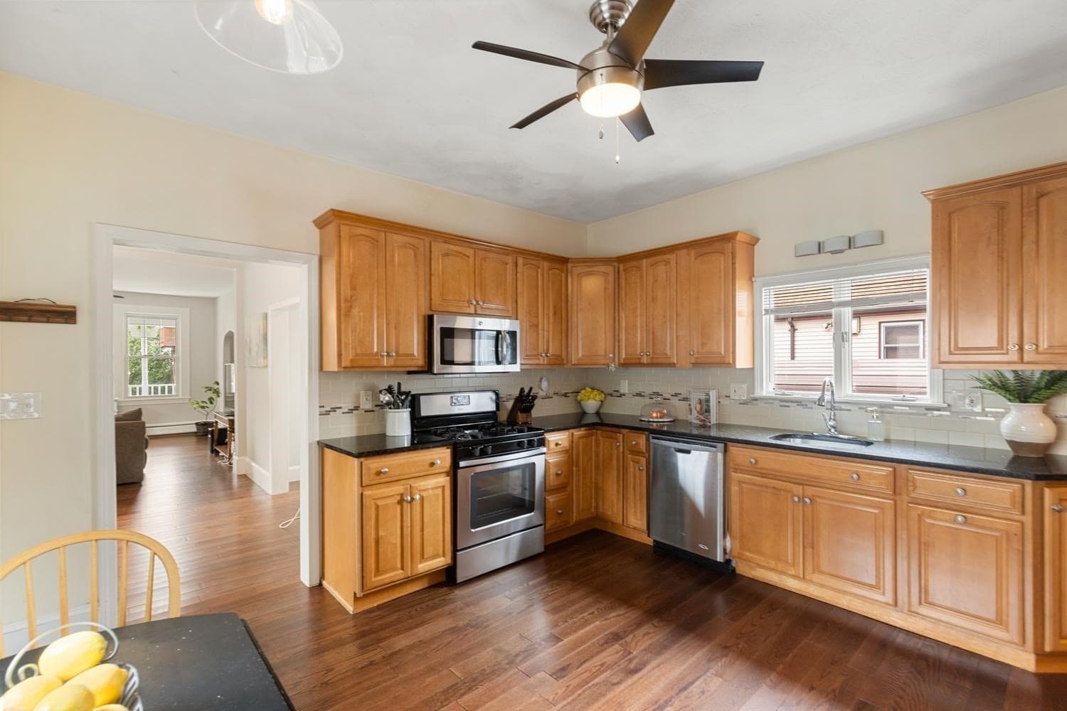 Single Family Residence at 8 Cliff St, Malden MA 02148, Malden, photo 9 of 36