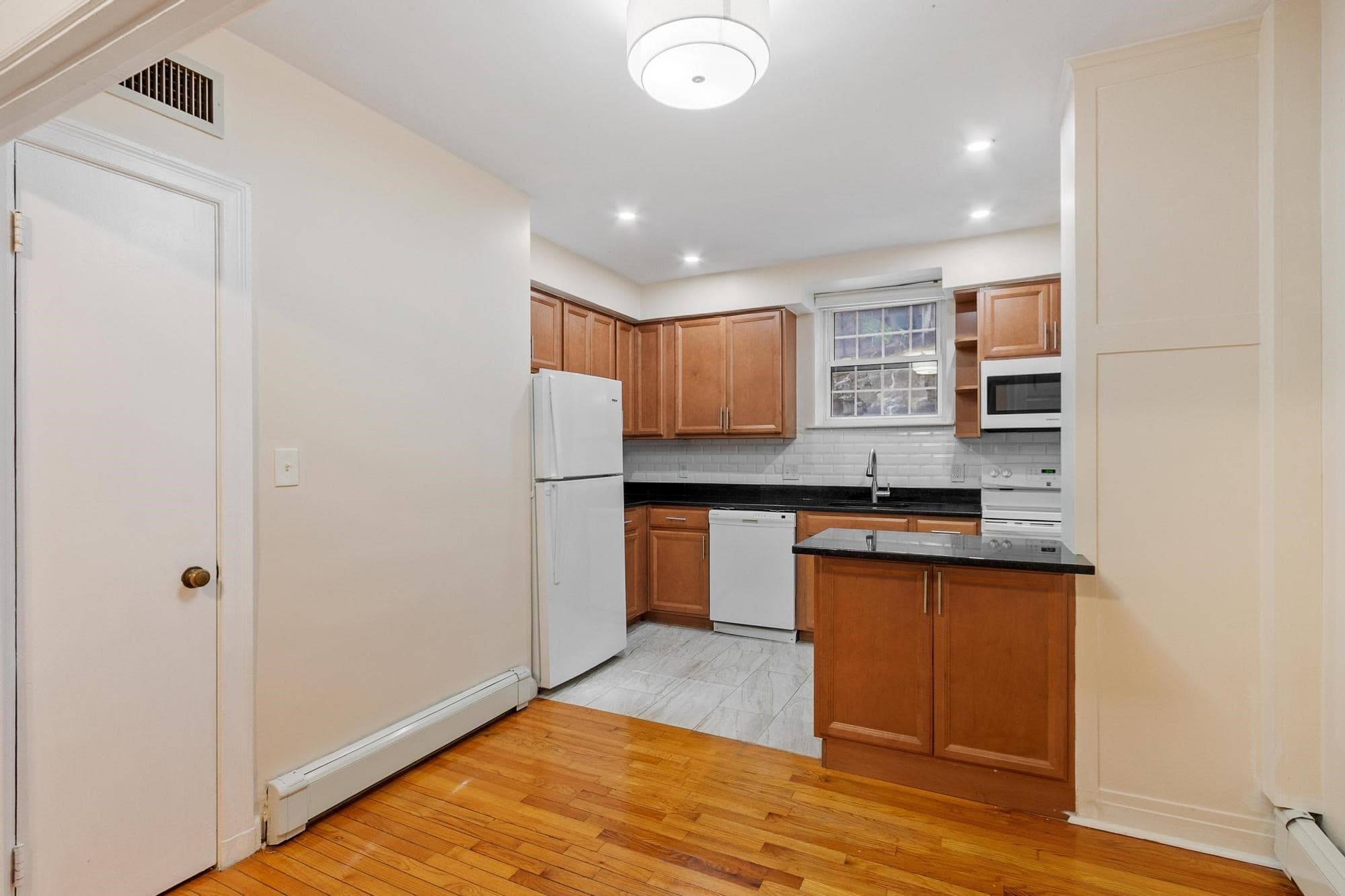 Condominium at 159 St Paul Street # 1, Brookline MA 02446, Brookline, photo 15 of 36