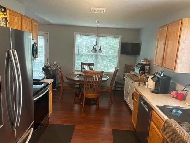 Condominium at 3 Deirdre Cir # 6, Rehoboth MA 02769, photo 4 of 12