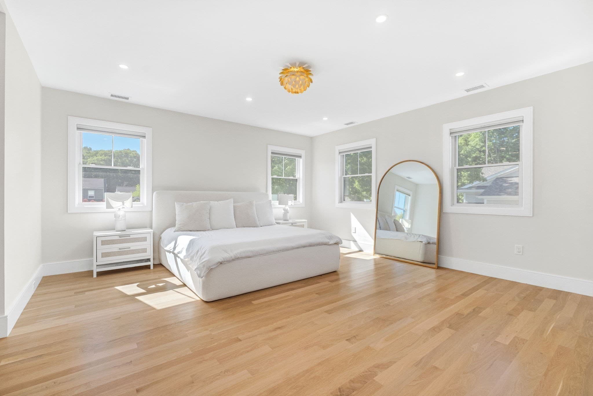 Single Family Residence at 98 Beethoven Ave, Newton MA 02468, Newton, photo 12 of 27