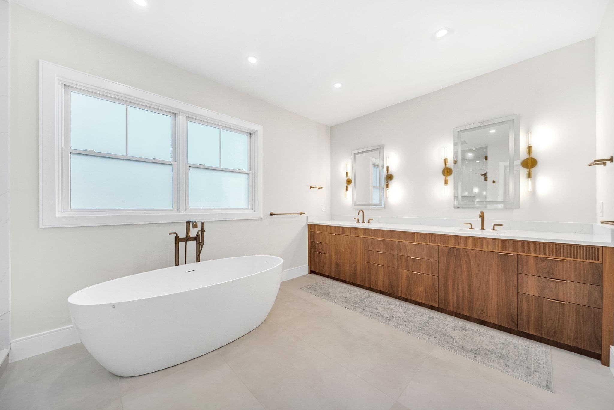 Single Family Residence at 98 Beethoven Ave, Newton MA 02468, Newton, photo 14 of 27