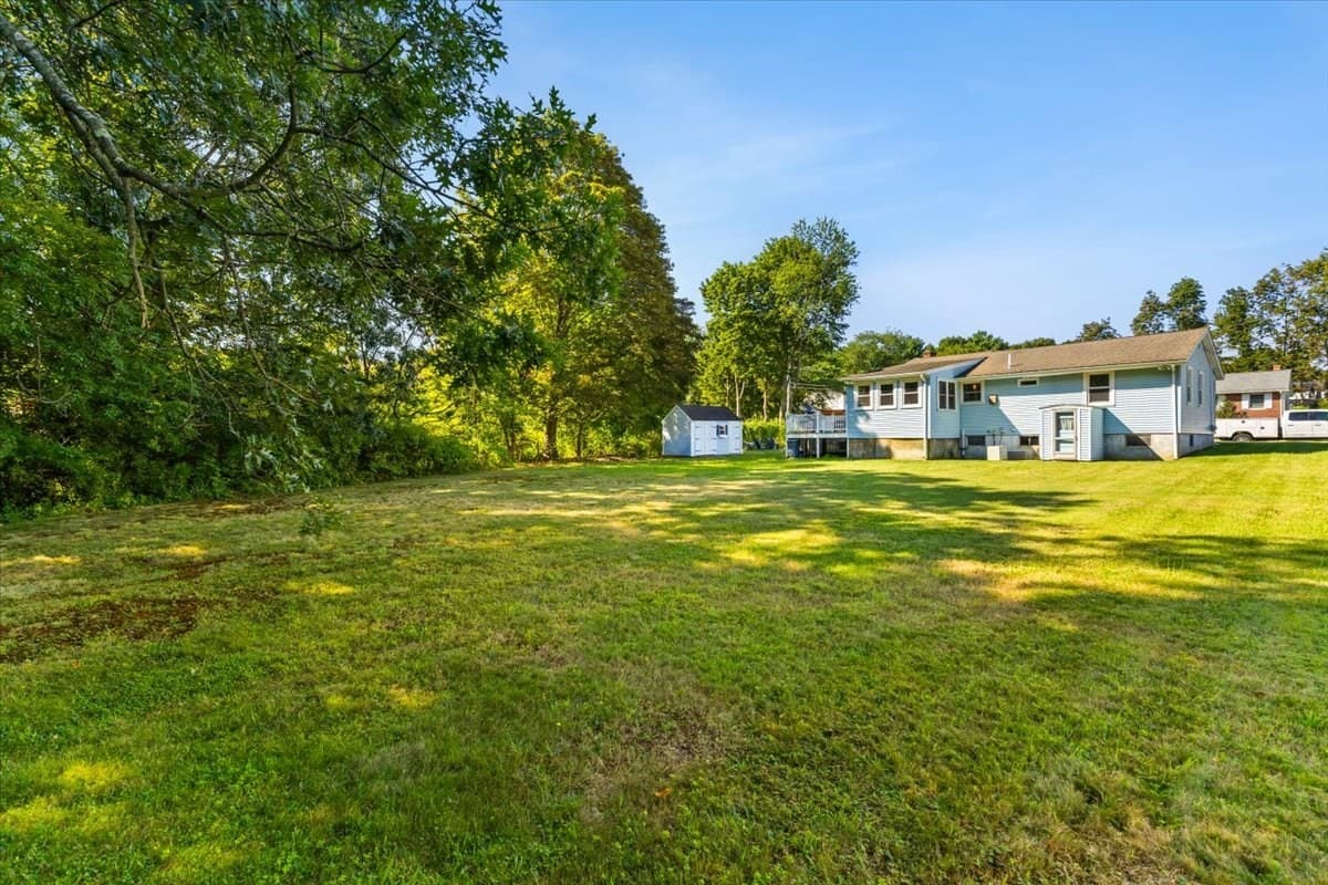 Single Family Residence at 109 Lincoln Rd, Rockland MA 02370, Rockland, photo 6 of 31