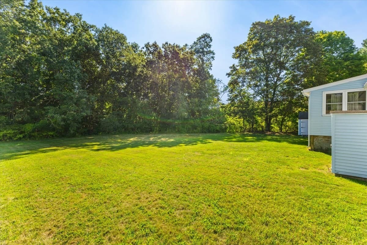 Single Family Residence at 109 Lincoln Rd, Rockland MA 02370, Rockland, photo 7 of 31