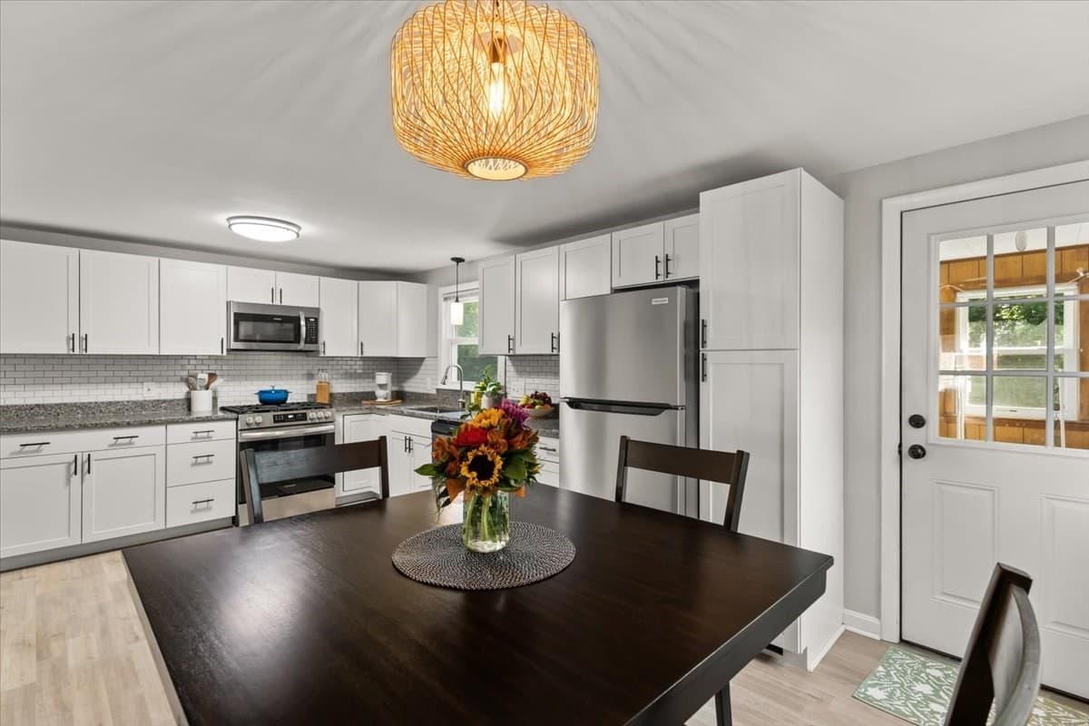 Single Family Residence at 109 Lincoln Rd, Rockland MA 02370, Rockland, photo 20 of 31