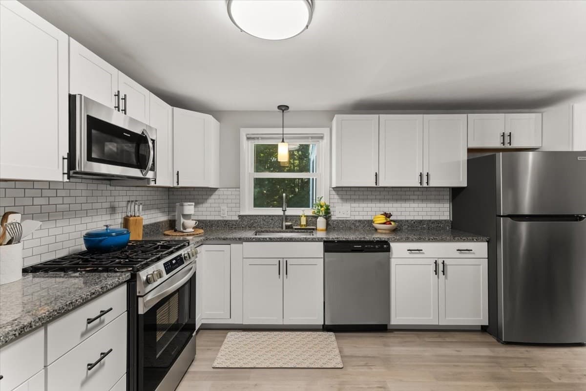 Single Family Residence at 109 Lincoln Rd, Rockland MA 02370, Rockland, photo 15 of 31