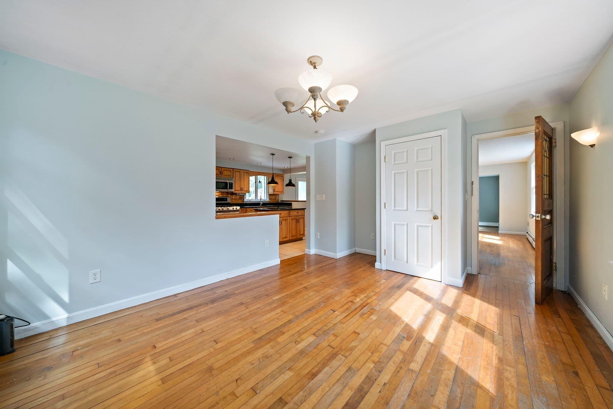 Single Family Residence at 184 Wakeby Rd, Barnstable MA 02648, Barnstable, photo 9 of 42