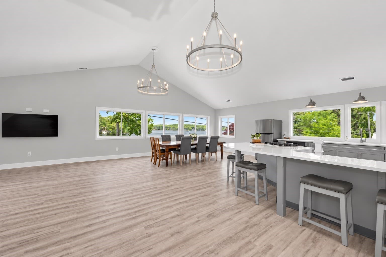 Single Family Residence at 6 Wilson Ave, Spencer MA 01562, Spencer, photo 2 of 20