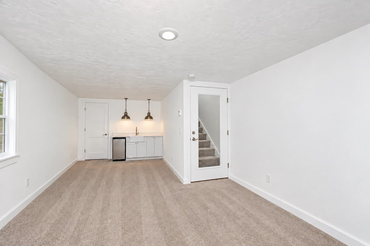 Single Family Residence at 6 Wilson Ave, Spencer MA 01562, Spencer, photo 13 of 20