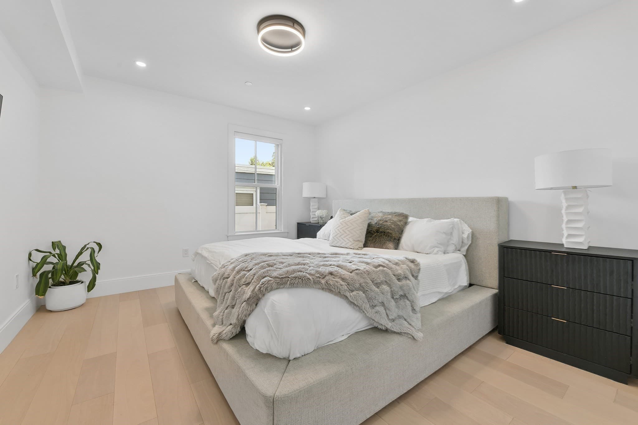 Condominium at 100 White St # 1, Boston MA 02128, photo 11 of 26
