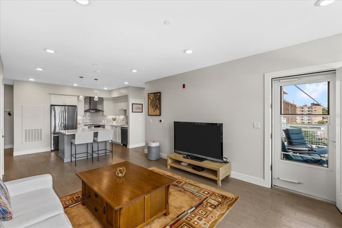 Condominium at 130 Broad Reach # 410, Weymouth MA 02091, Weymouth, photo 12 of 42