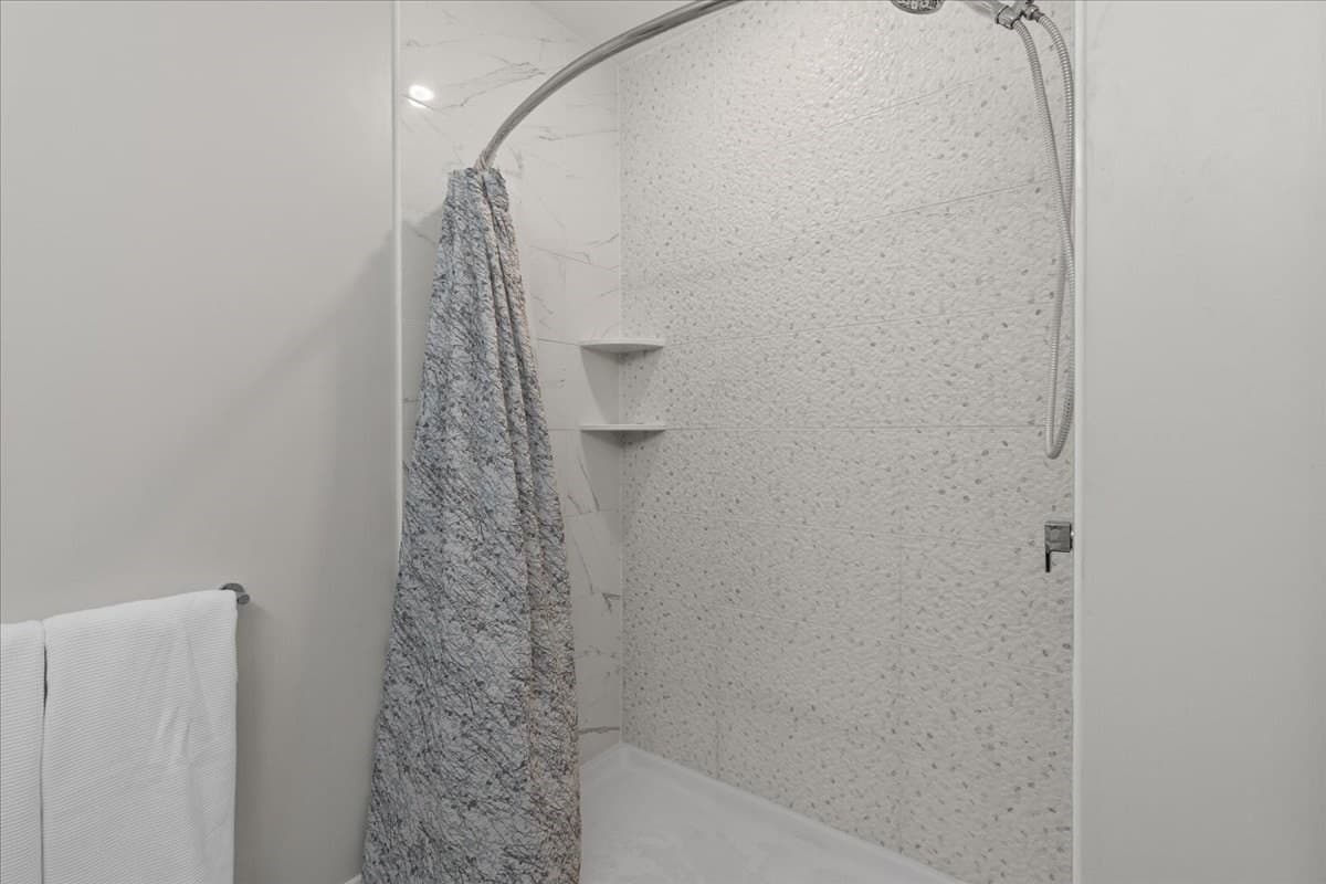 Condominium at 130 Broad Reach # 410, Weymouth MA 02091, Weymouth, photo 26 of 42