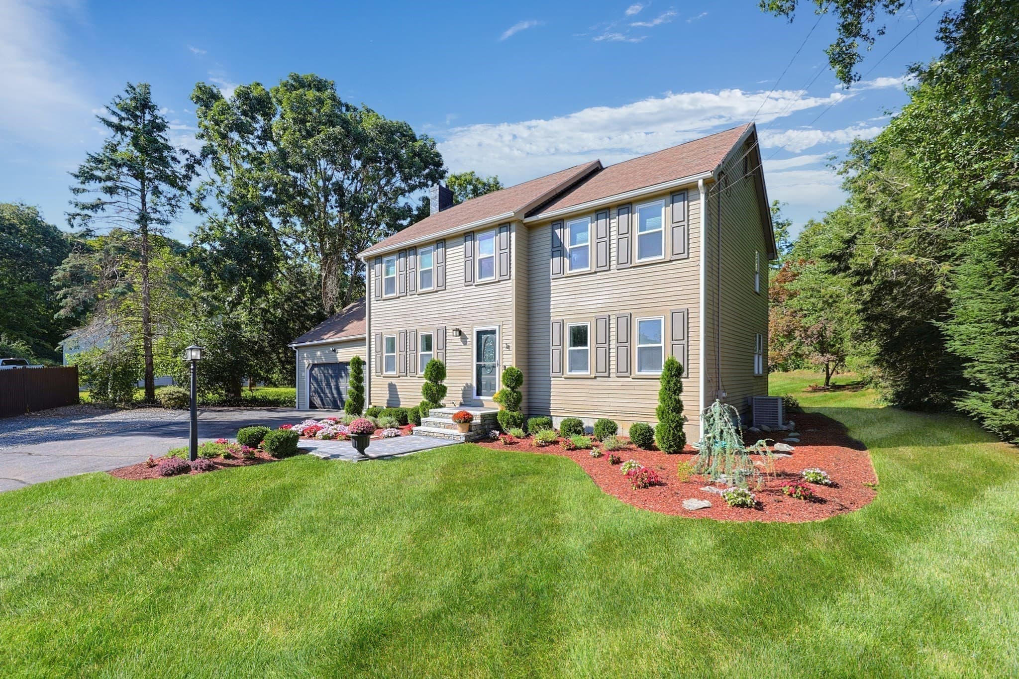 34 Zarek Dr, Attleboro MA 02703