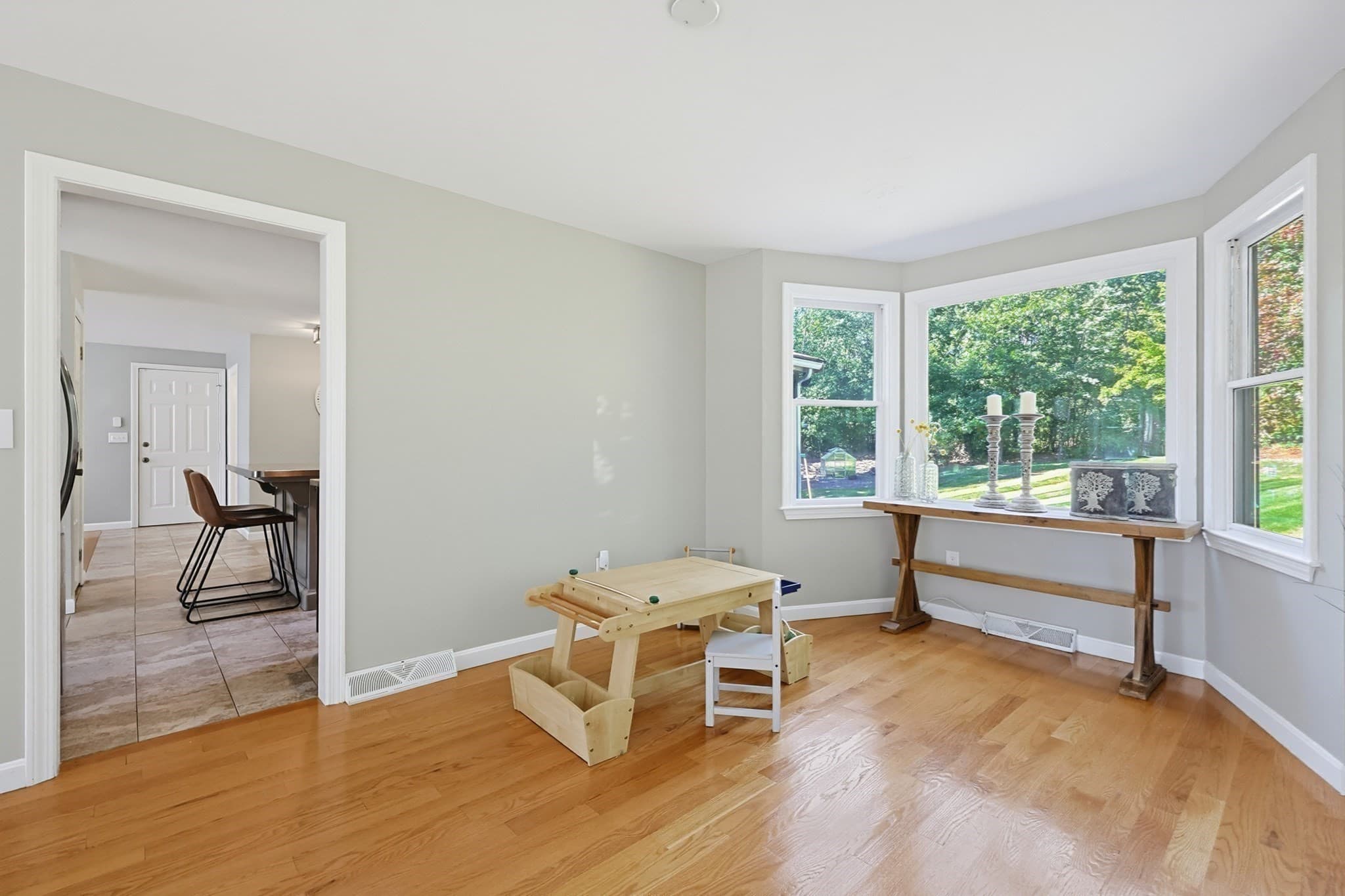 Single Family Residence at 34 Zarek Dr, Attleboro MA 02703, Attleboro, photo 9 of 42