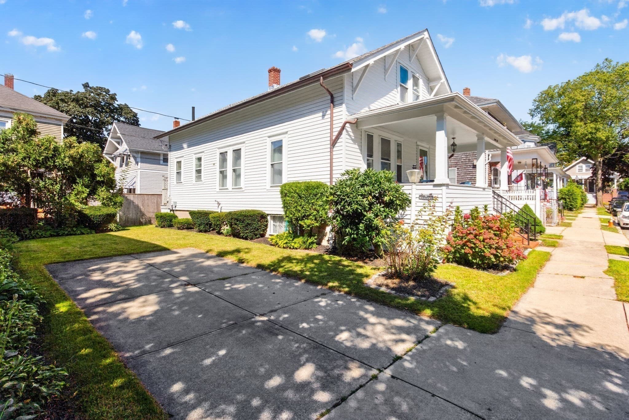 Single Family Residence at 39 Junior St, New Bedford MA 02740, New Bedford, photo 6 of 41